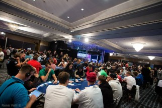 Sala de turneu neincapatoare pentru Estrellas Poker Tour. Foto: Rene Velli